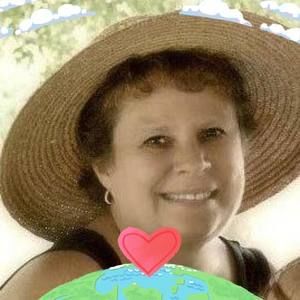 Meet your Posher, Teresa